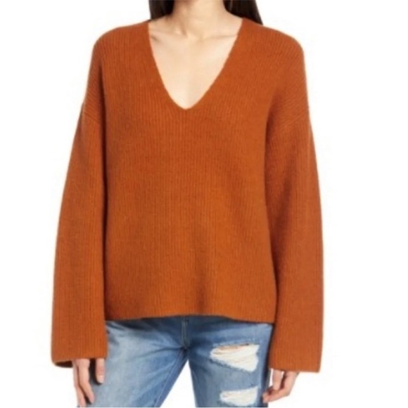 Treasure & Bond Sweater - Picture 1 of 7